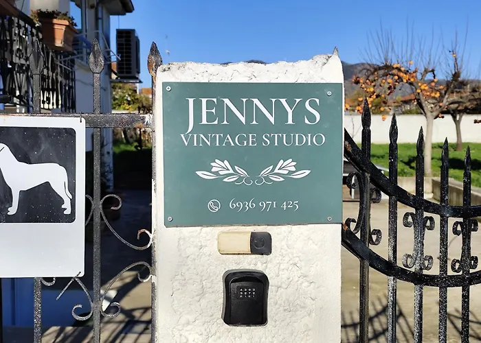 Jennys Vintage - Motorcycle Friendly * Dráma