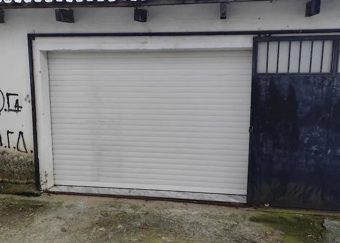 Jennys Vintage - Motorcycle Friendly *